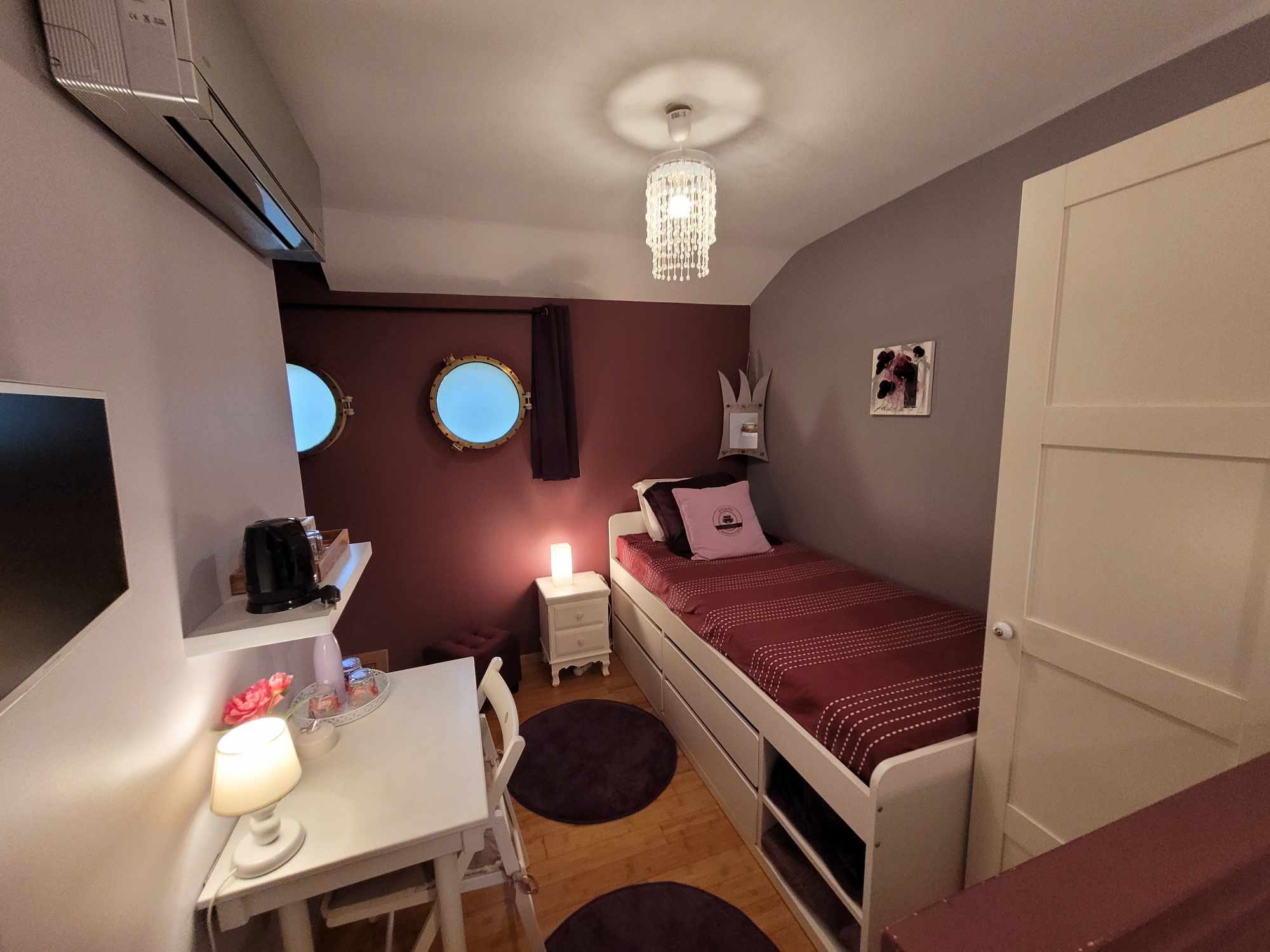 Cabine III